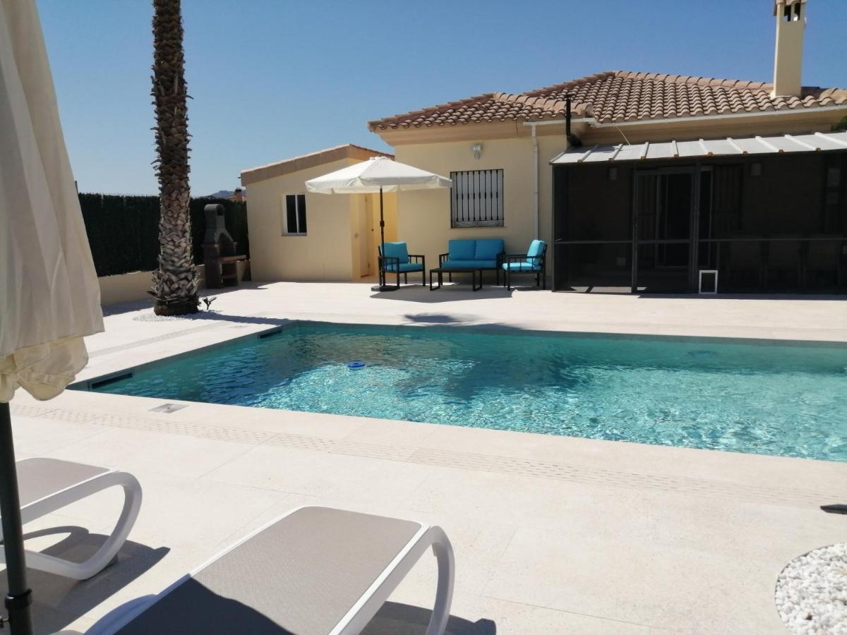 Villa Los Castos Immaculate 2-Bed Villa Arboleas Dış mekan fotoğraf